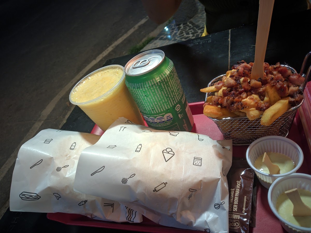 Acai & Tropical Burgers-10